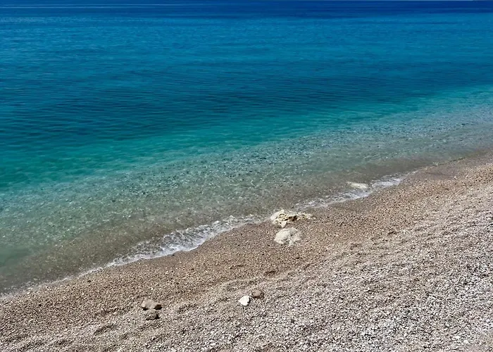 Kate アパートホテル 3*